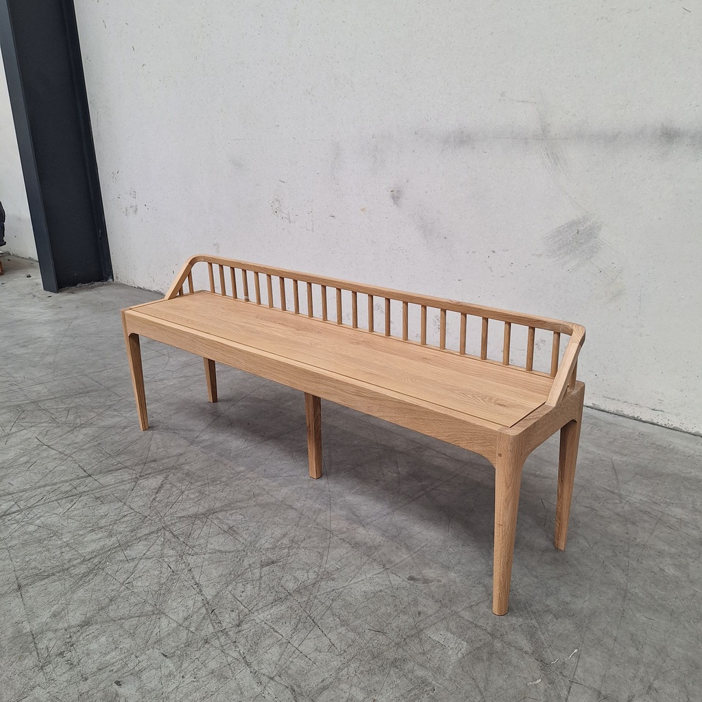 Spindle bench