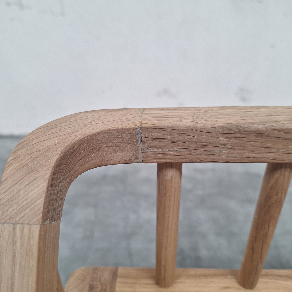 Spindle bench