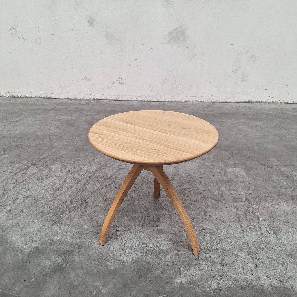 Twist side table