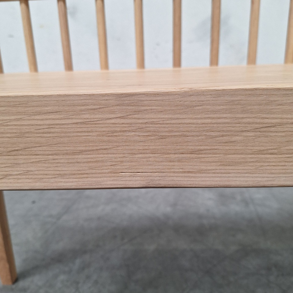 Spindle bench