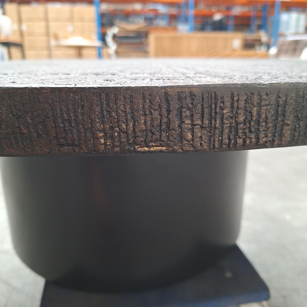 Slice coffee table
