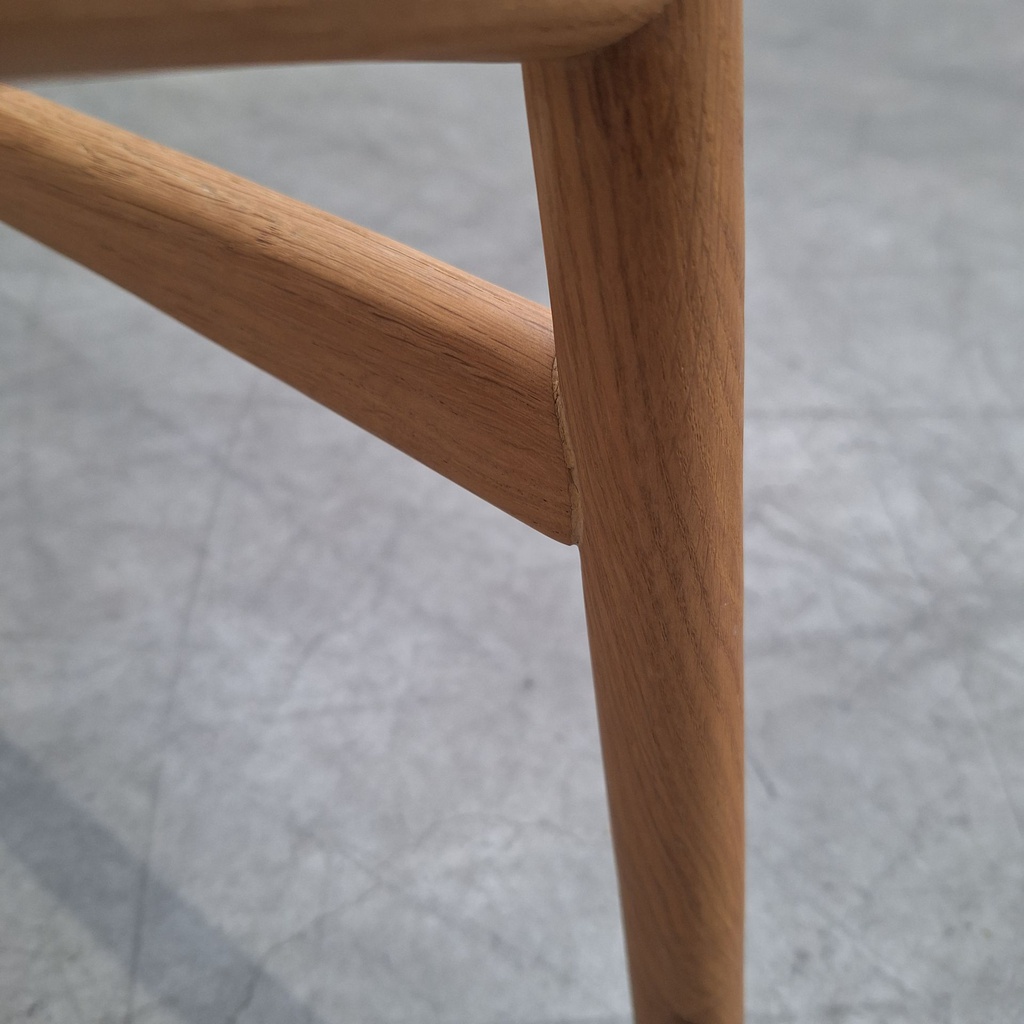 Osso counter stool