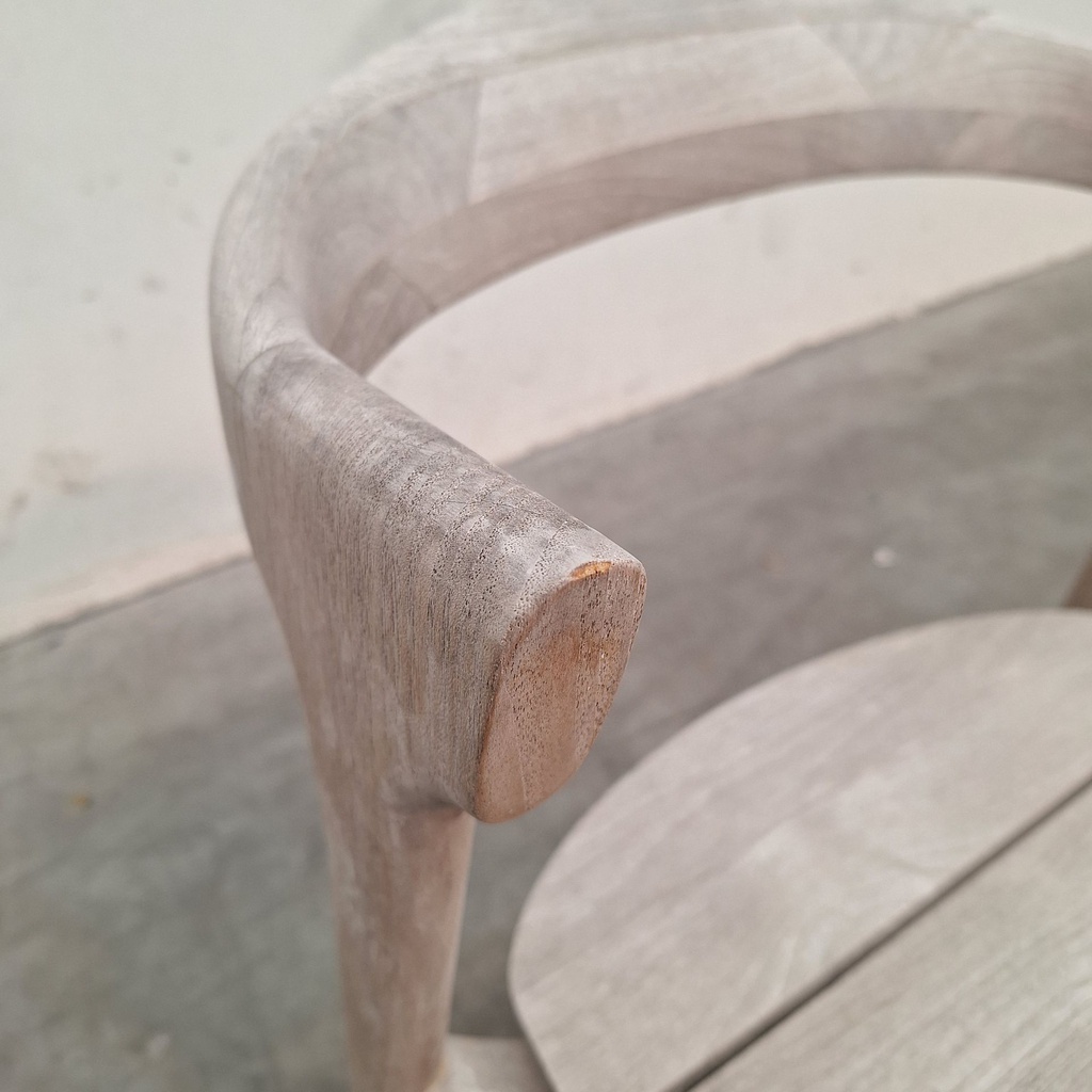 Bok outdoor dining chair