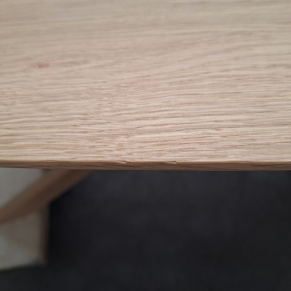 Mikado dining table