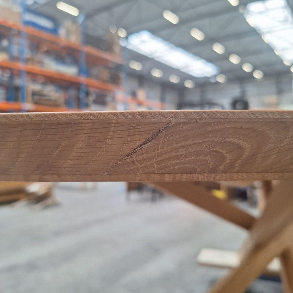Mikado dining table