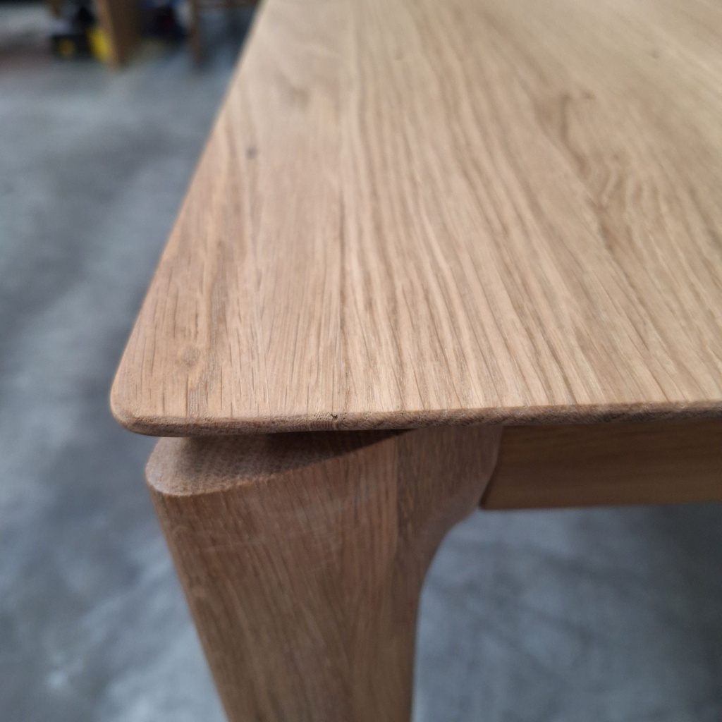 Bok dining table
