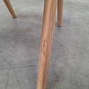 Eye dining chair