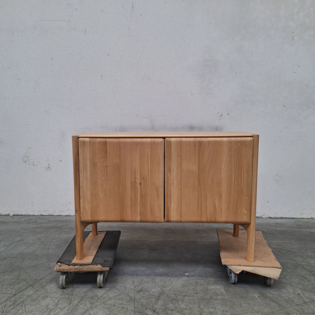 PI sideboard