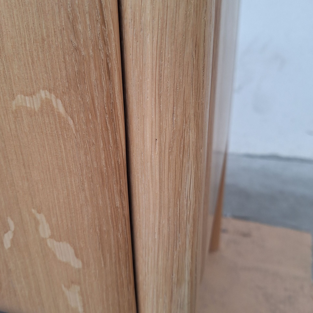 PI sideboard