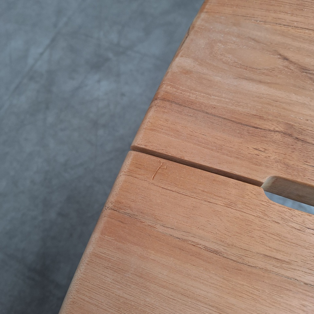 Osso outdoor stool