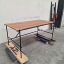 Oscar desk with cable management