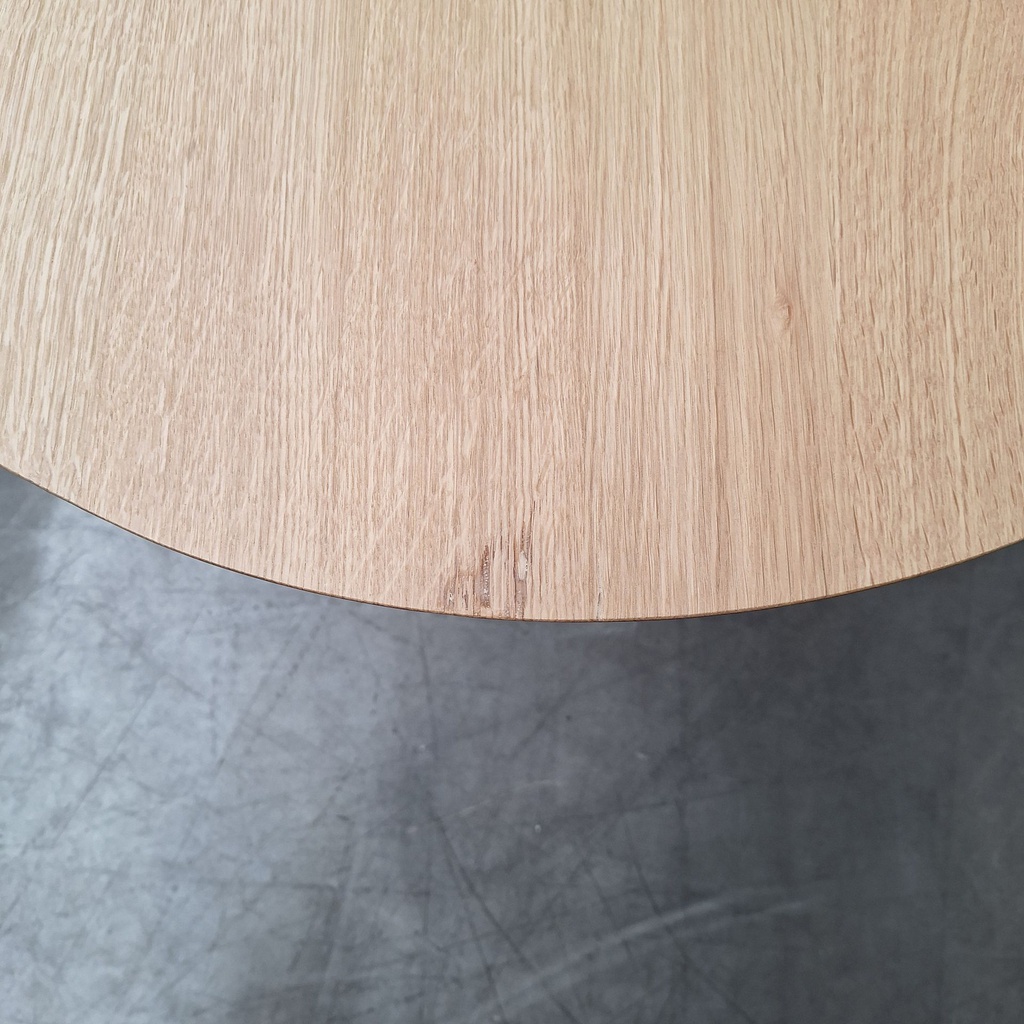 Mikado dining table