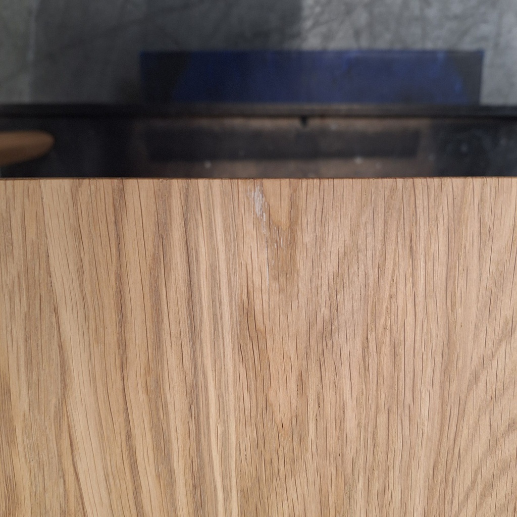 Bok dining table