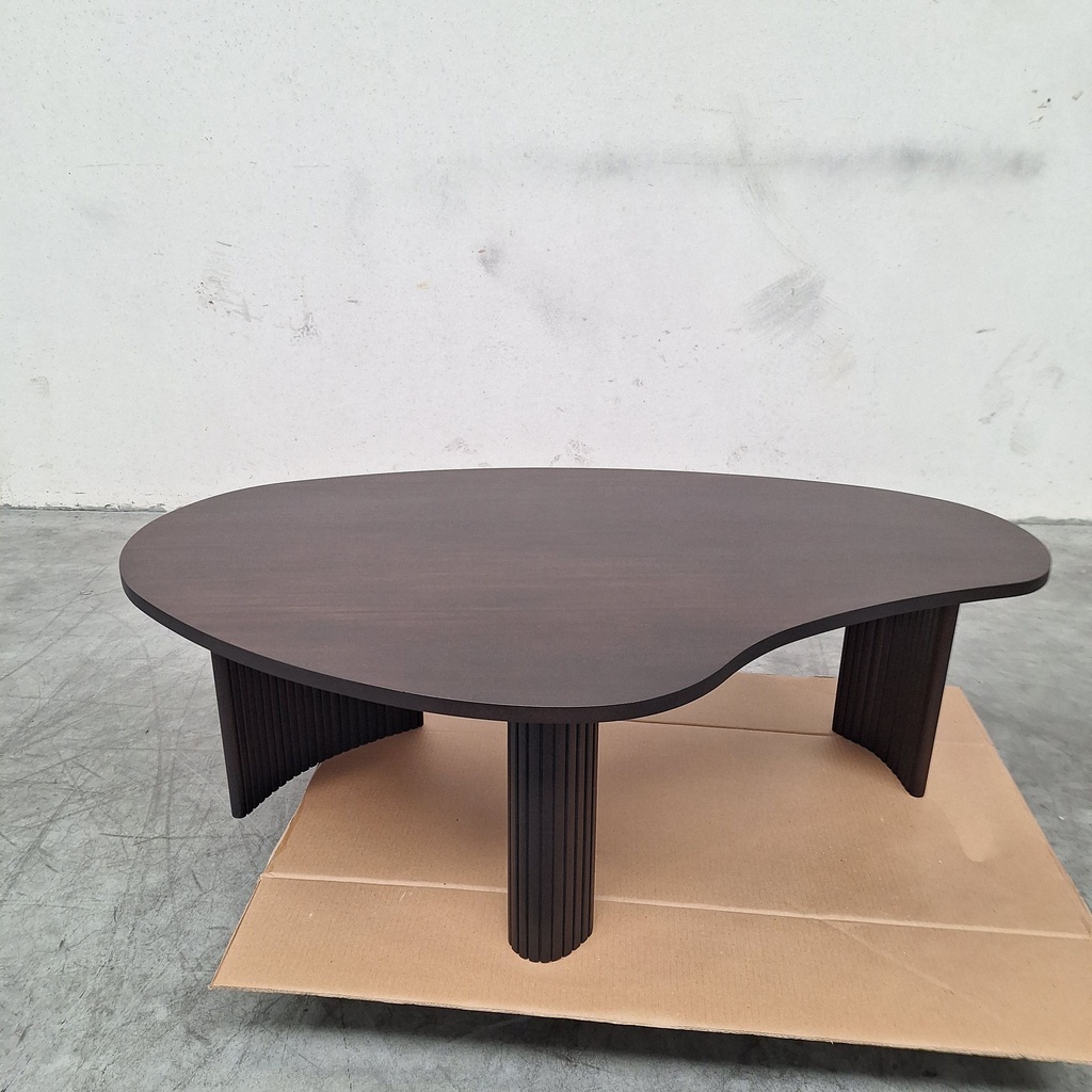 Boomerang coffee table