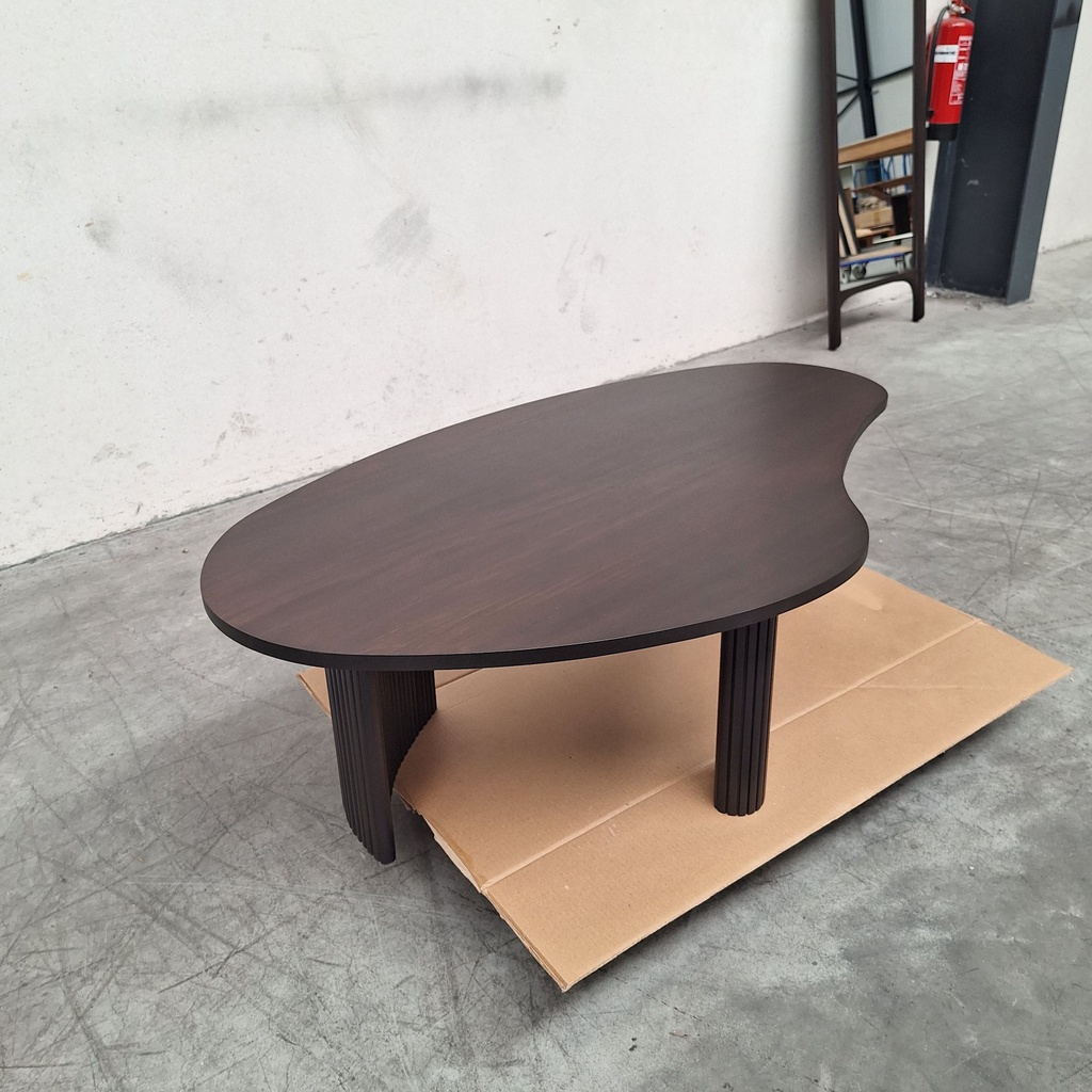 Boomerang coffee table