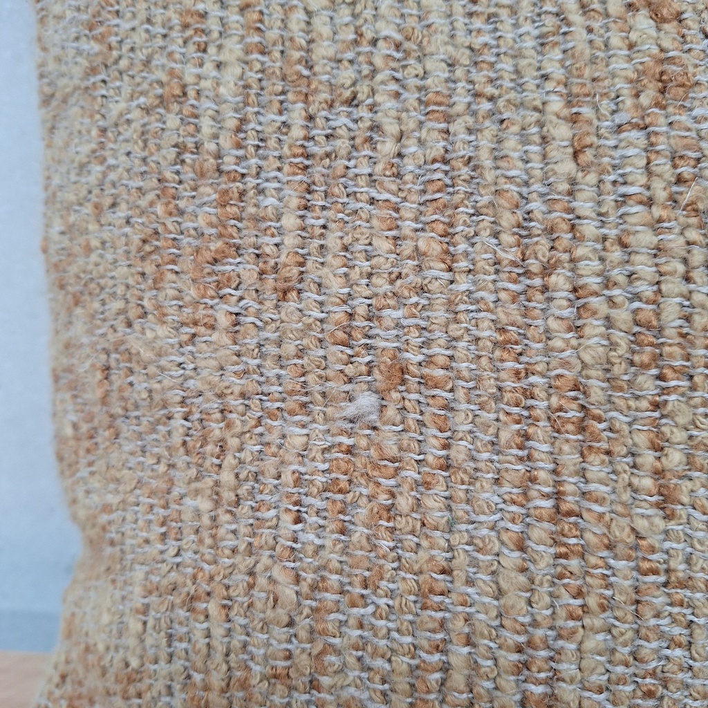 Nomad cushion