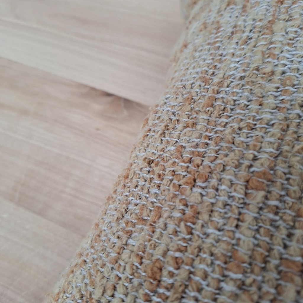 Nomad cushion