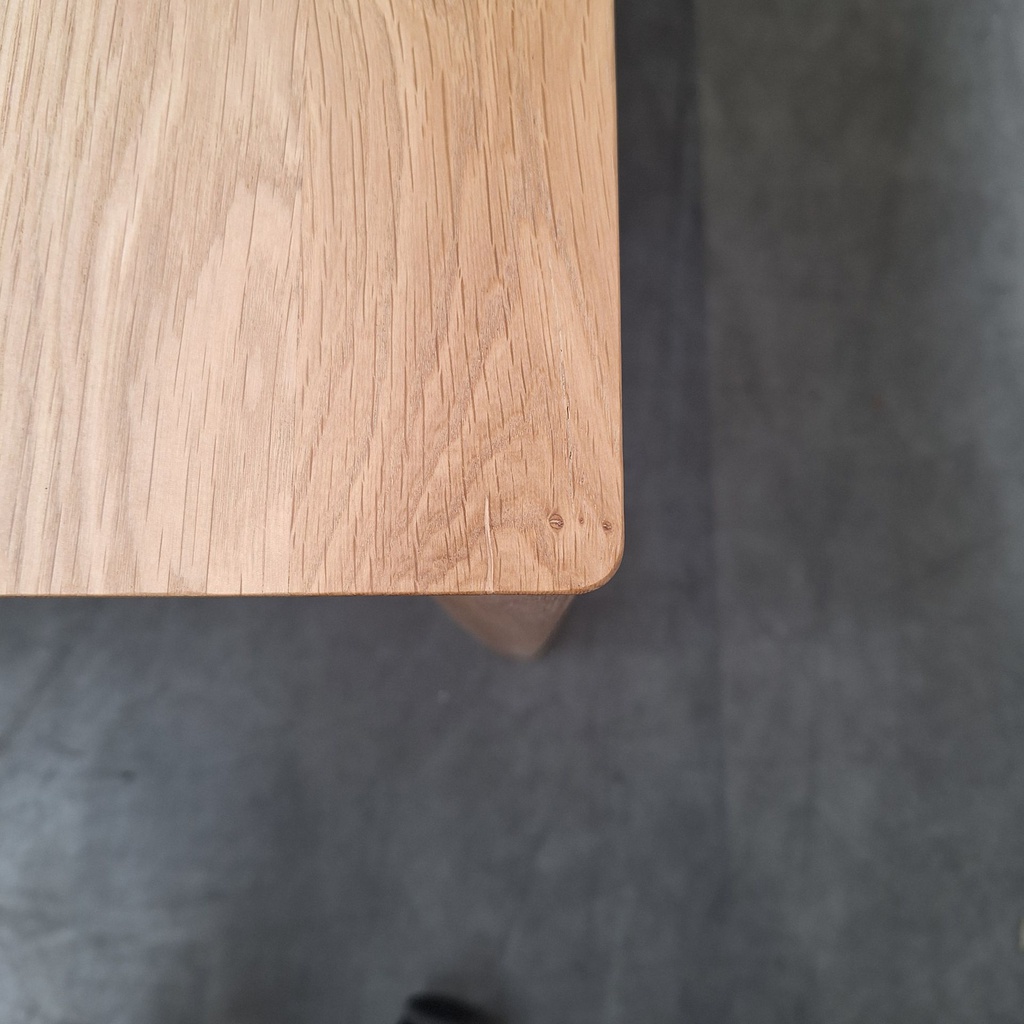 Bok dining table