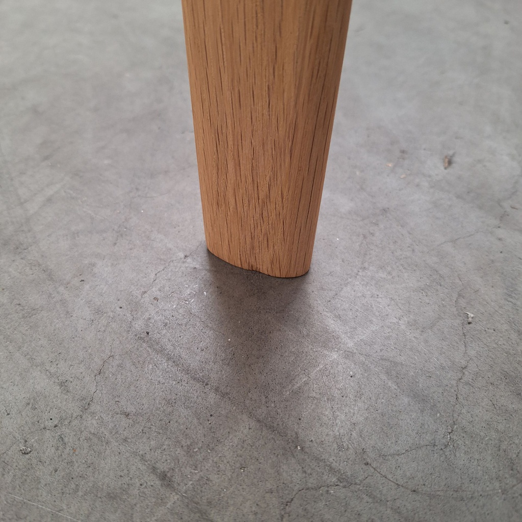 Bok dining table
