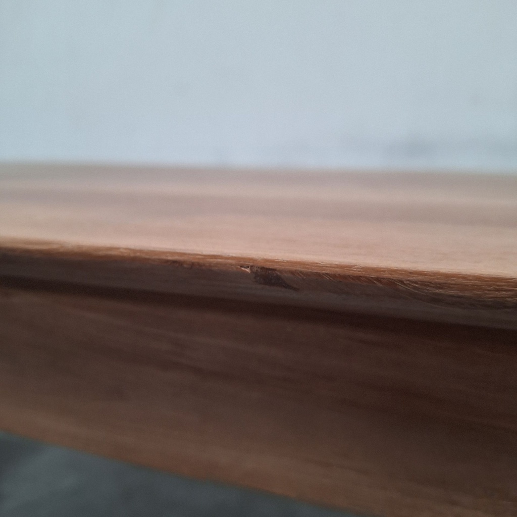 Bok extendable dining table
