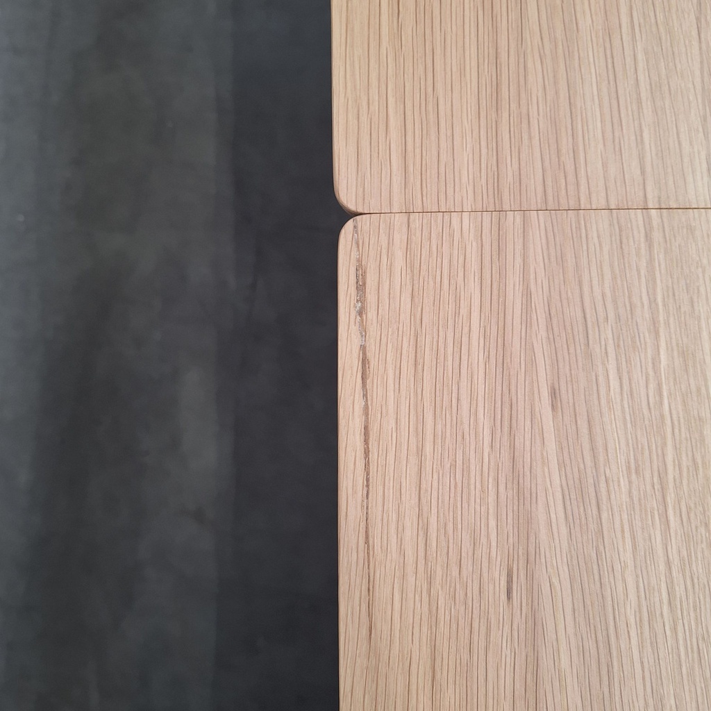 Bok extendable dining table