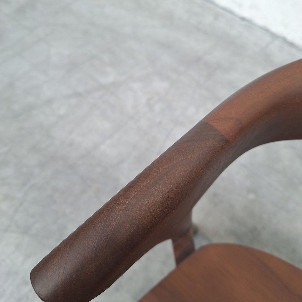 Bok dining chair