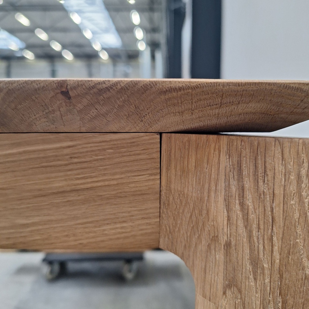 Bok dining table