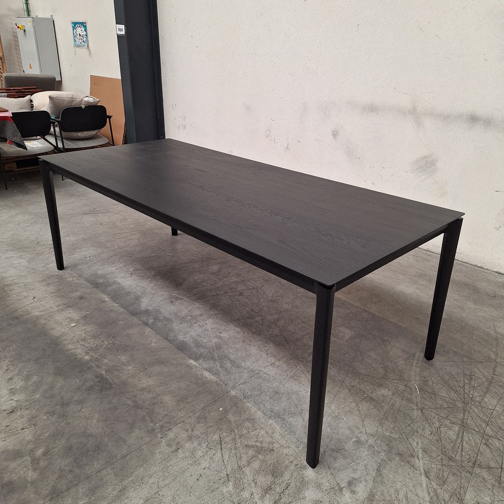 Bok dining table