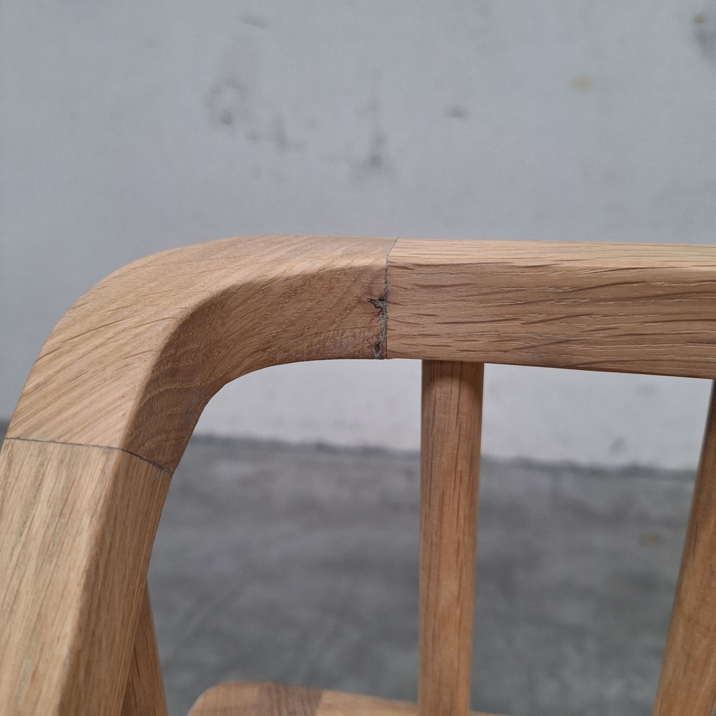 Spindle bench