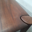 PI dining table