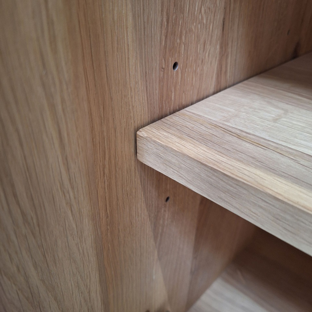 PI sideboard