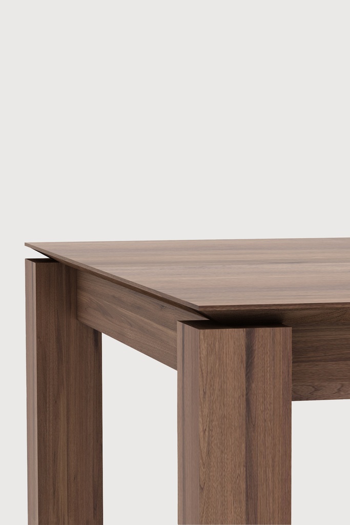 Slice extendable dinging table