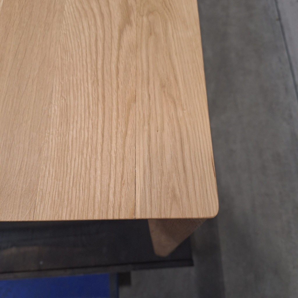 Bok dining table