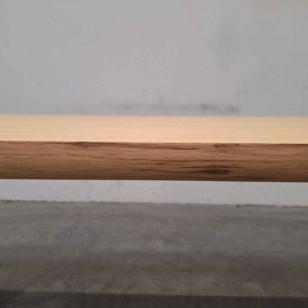 Air dining table