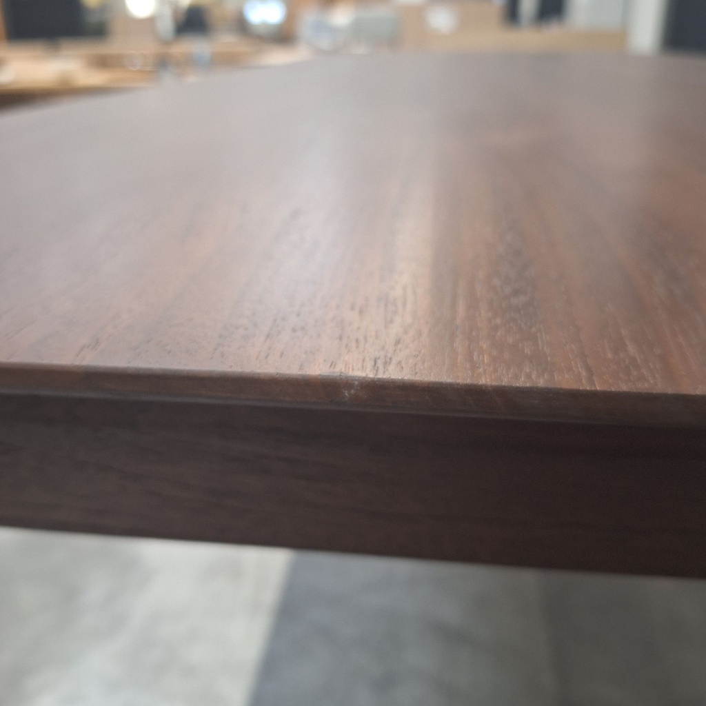 Bok dining table 