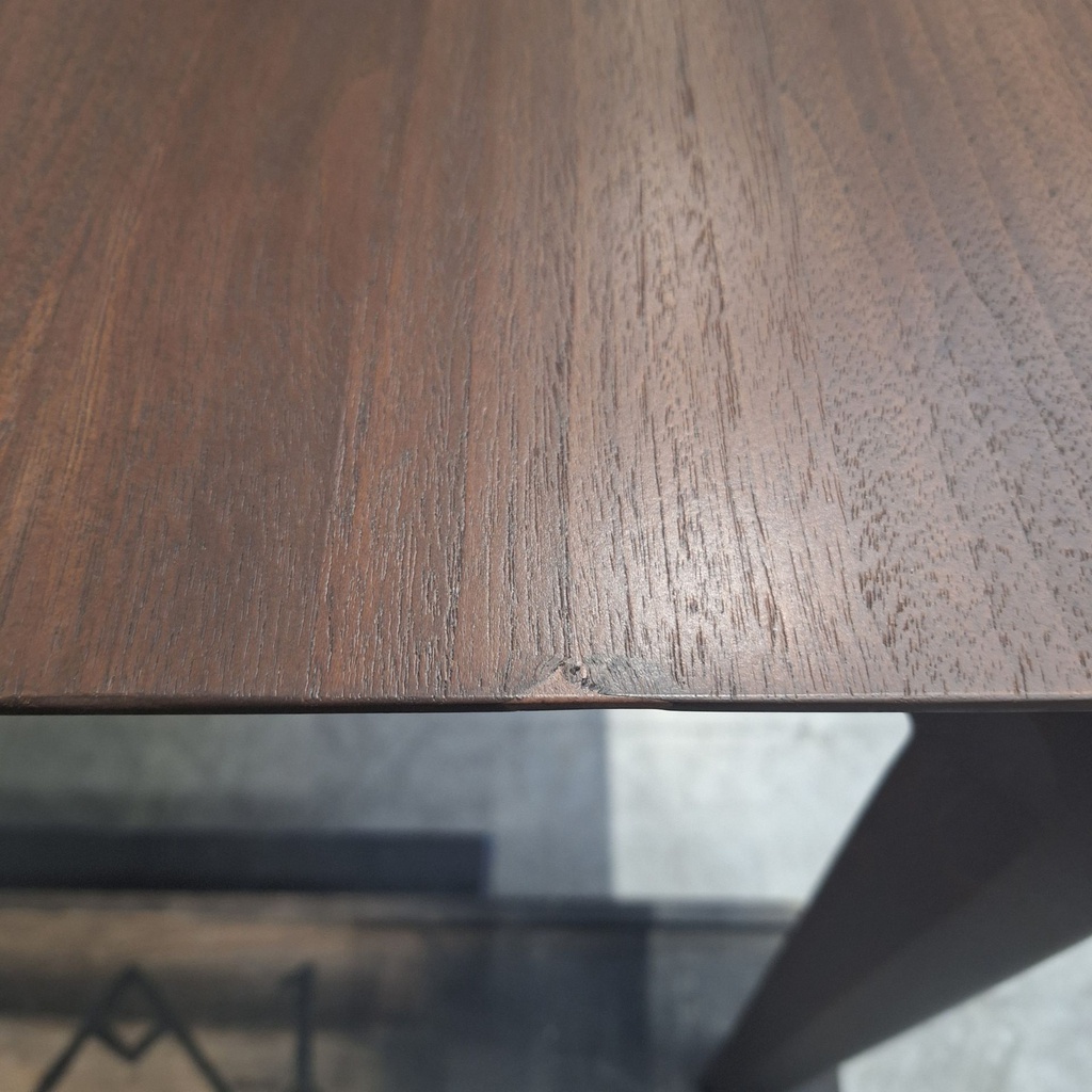Bok dining table 