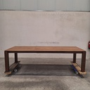 Slice extendable dining table
