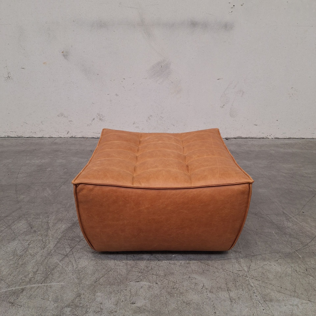 N701 footstool