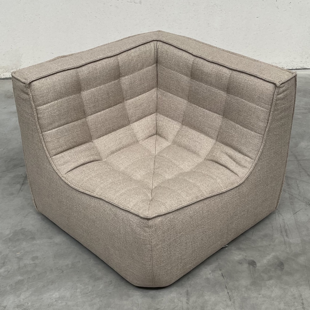 N701 sofa