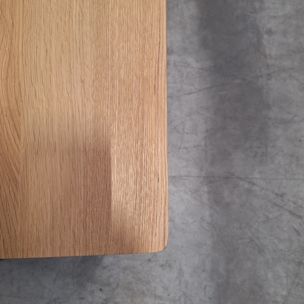 Bok dining table