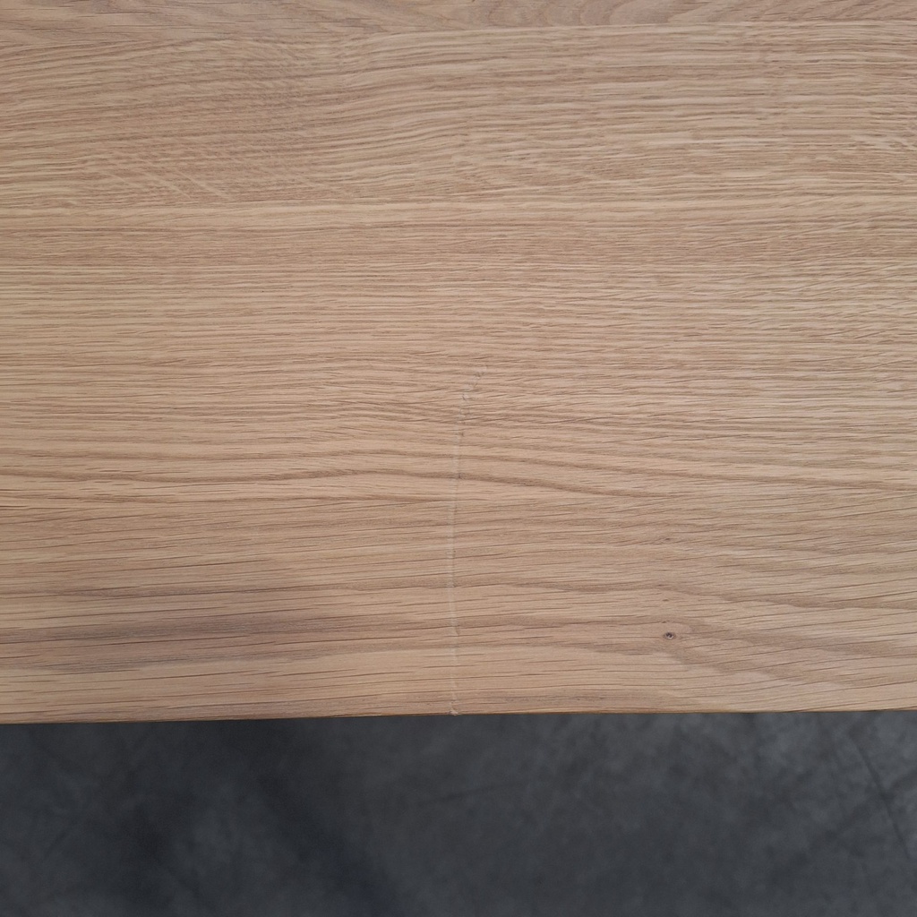 Bok dining table