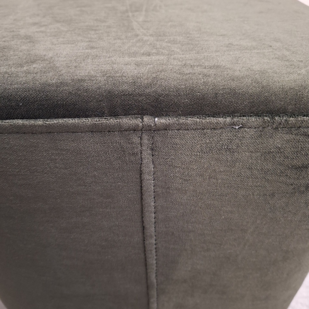 Cube pouf