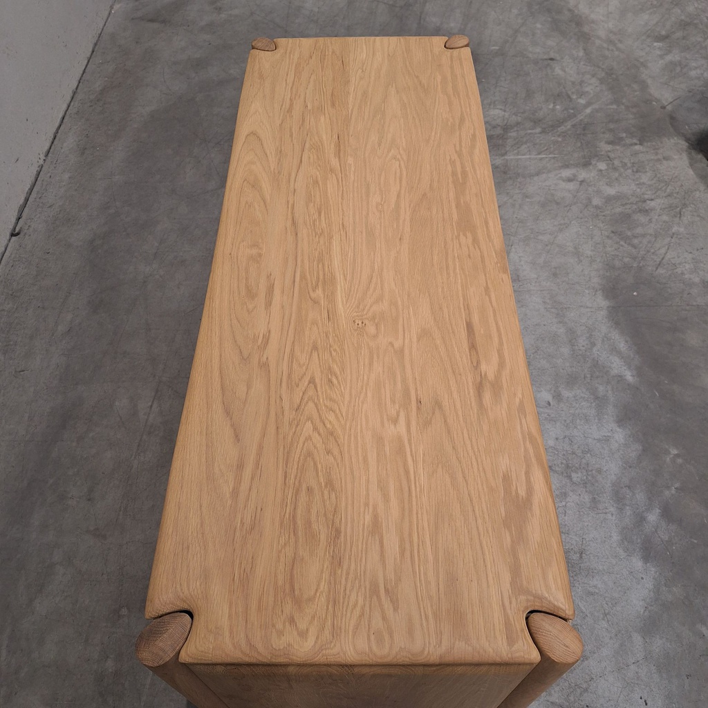 PI sideboard