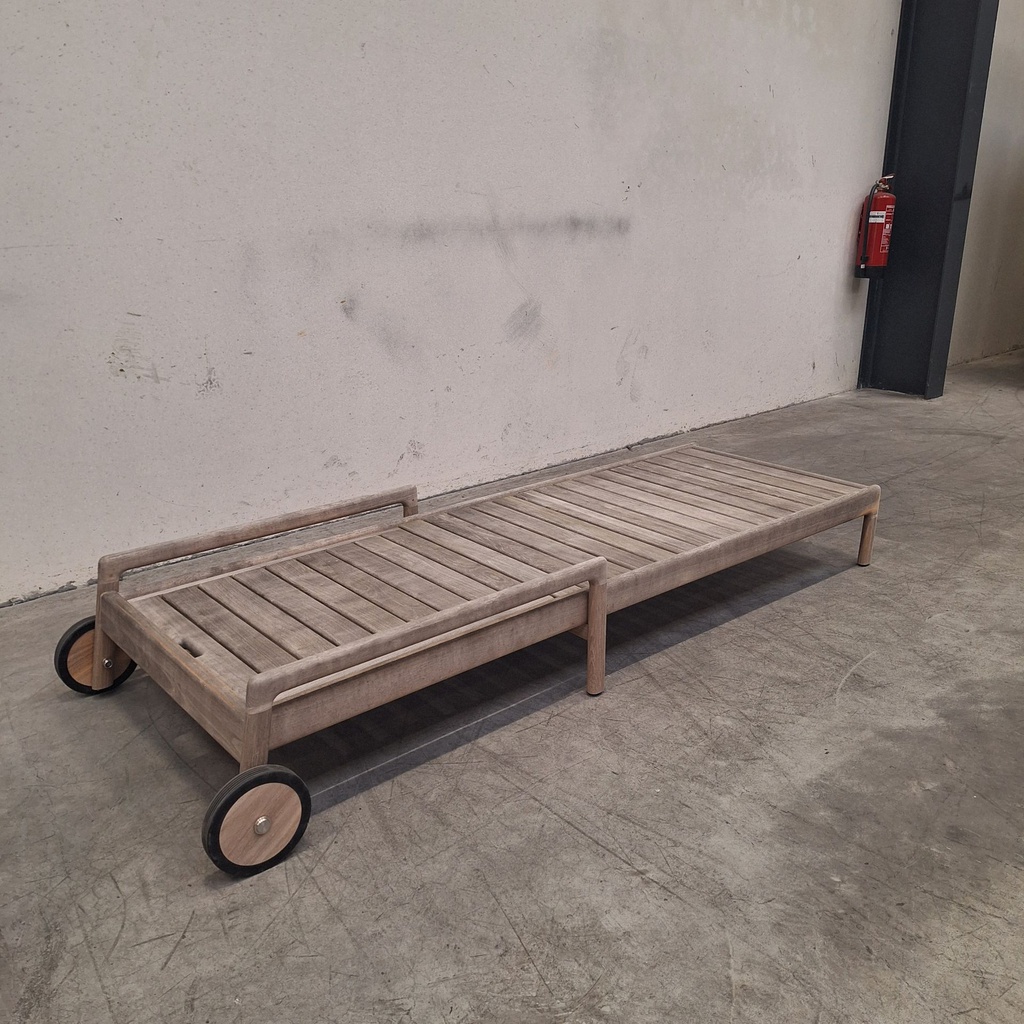 Jack outdoor adjustable lounger frame