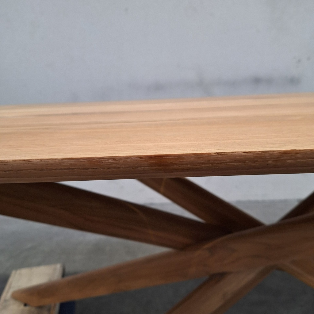 Mikado outdoor dining table