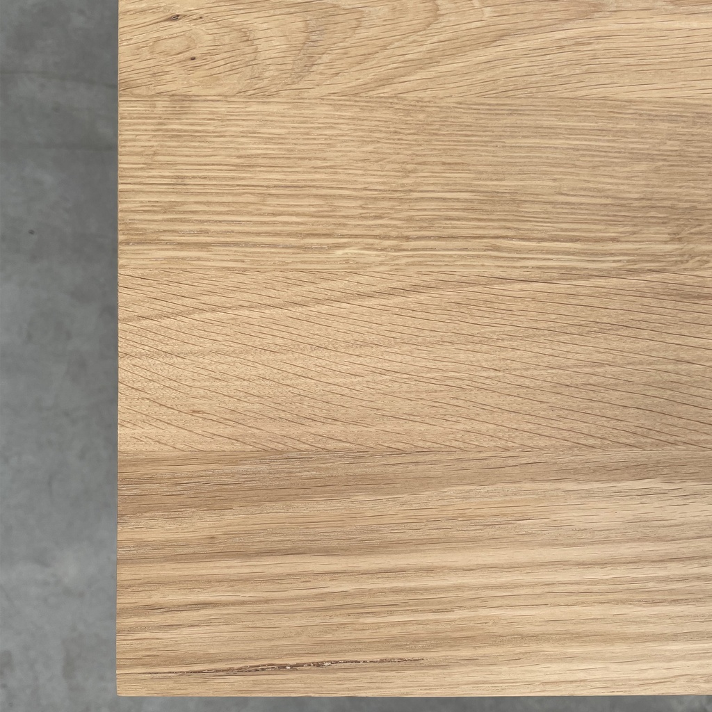 Slice dining table