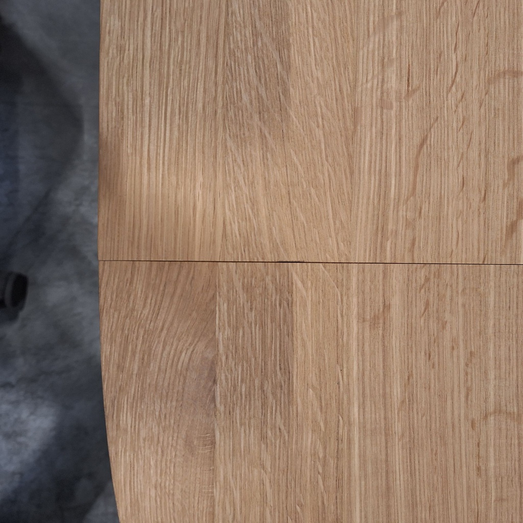 Bok round extendable dining table