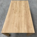 Slice dining table