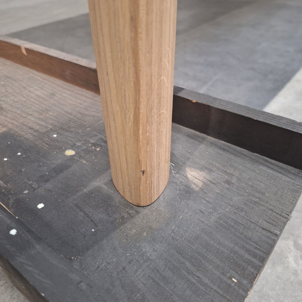 Bok dining table