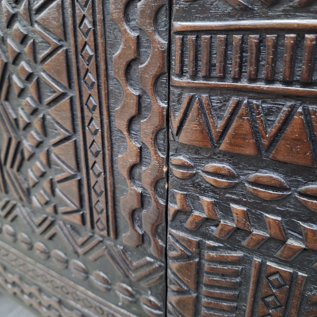 Tabwa TV cupboard
